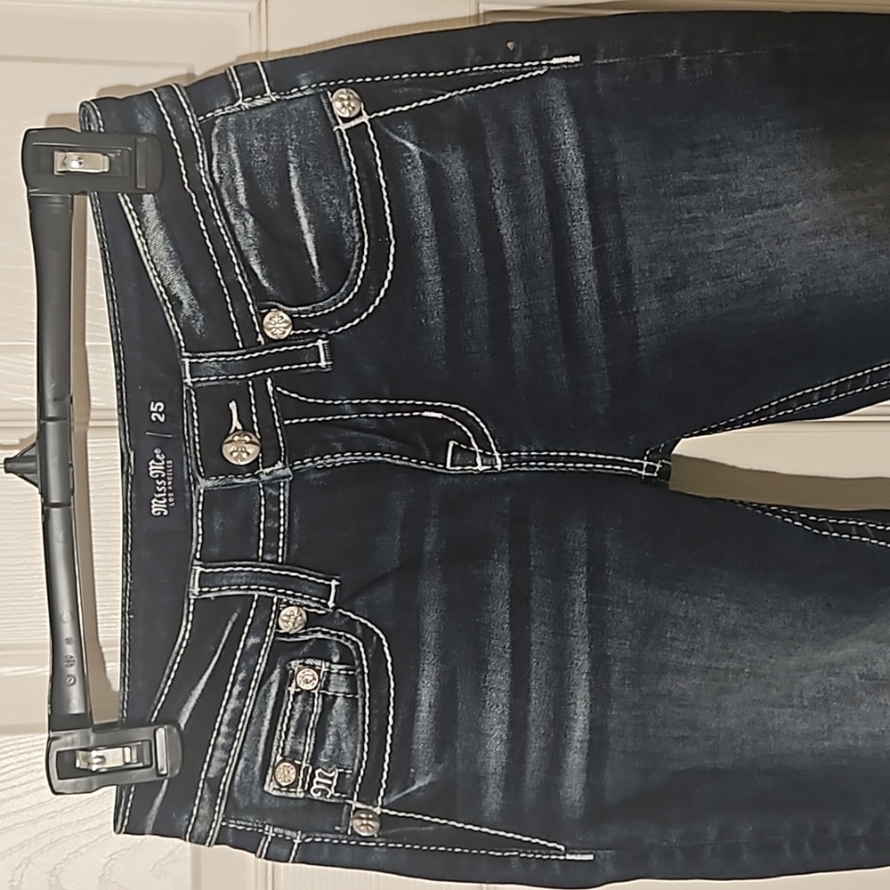 Miss me Capri jeans